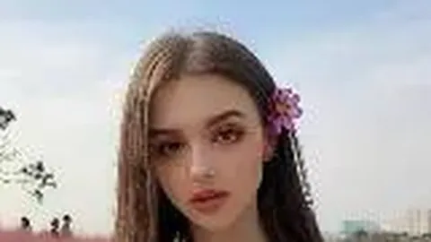 陈思诚旗下企业拓展业务，成功注册《唐探1900》商标